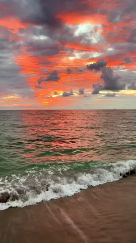 #miami #ocean #sunrise #sunset #sky 