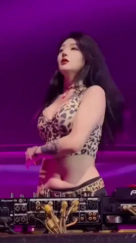 #NhacHayMoiNgay #canhacgiaitri🎶🎶 #xuhuongtrieuview #xuhuong #TikTokGiaiTri 