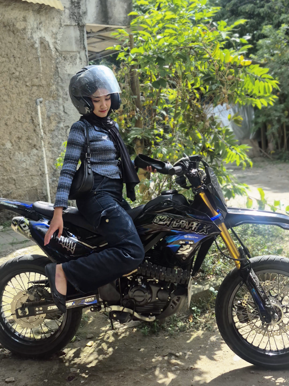 @S2mdecal @DK SPEED OFFICIAL 🚀🚀 #foryoupage #supermotocantik #fyp #berandatiktok #abcxyz 