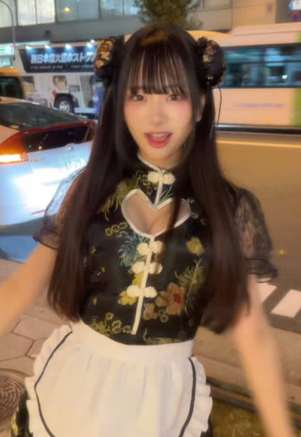 みんなに好かれてるはずなのにプロポーズされたこと数回しかないから間に受けてしまう。#アイドル #チャイナ服 