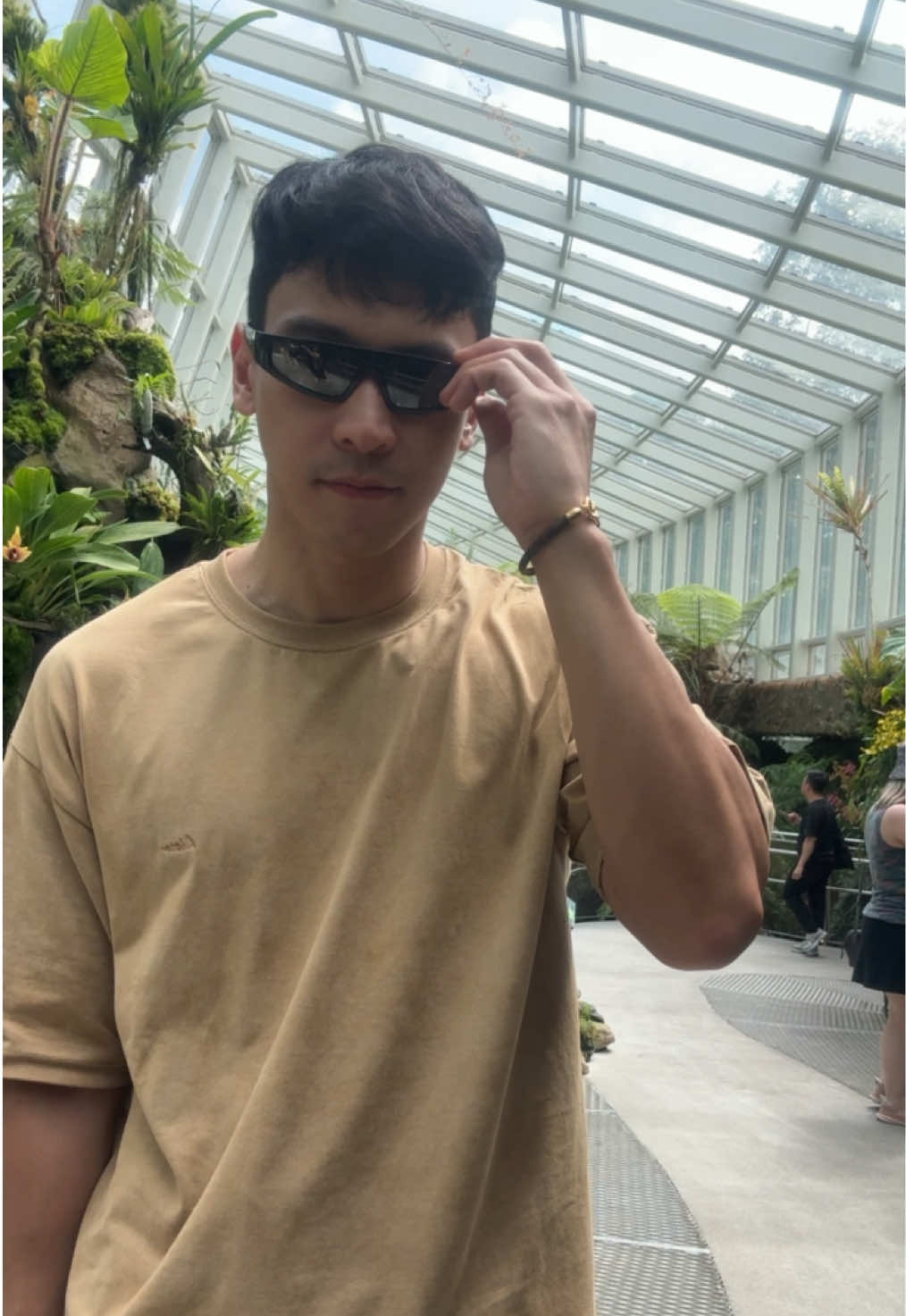 Ibang version ata to ng sweet nothing