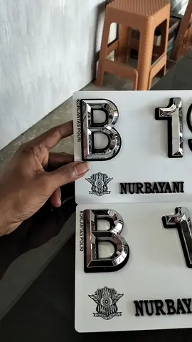 #plat costum mobil segi 5 lancip croeme+letter itam di bawah🔥🔥🔥🔥 fypppppppp 