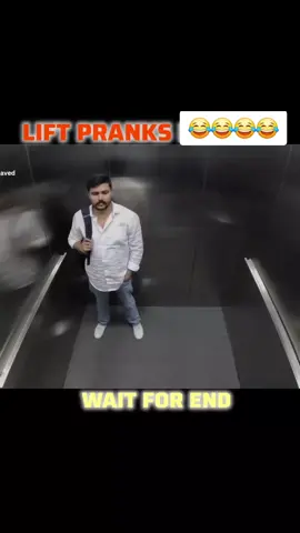 Ghost prank 👻👻😂😂 #viraltiktok #viralreelschallenge2025viralreelschallengejaiviralreelschallengeviralr #vairalpost #highlights #fyp 