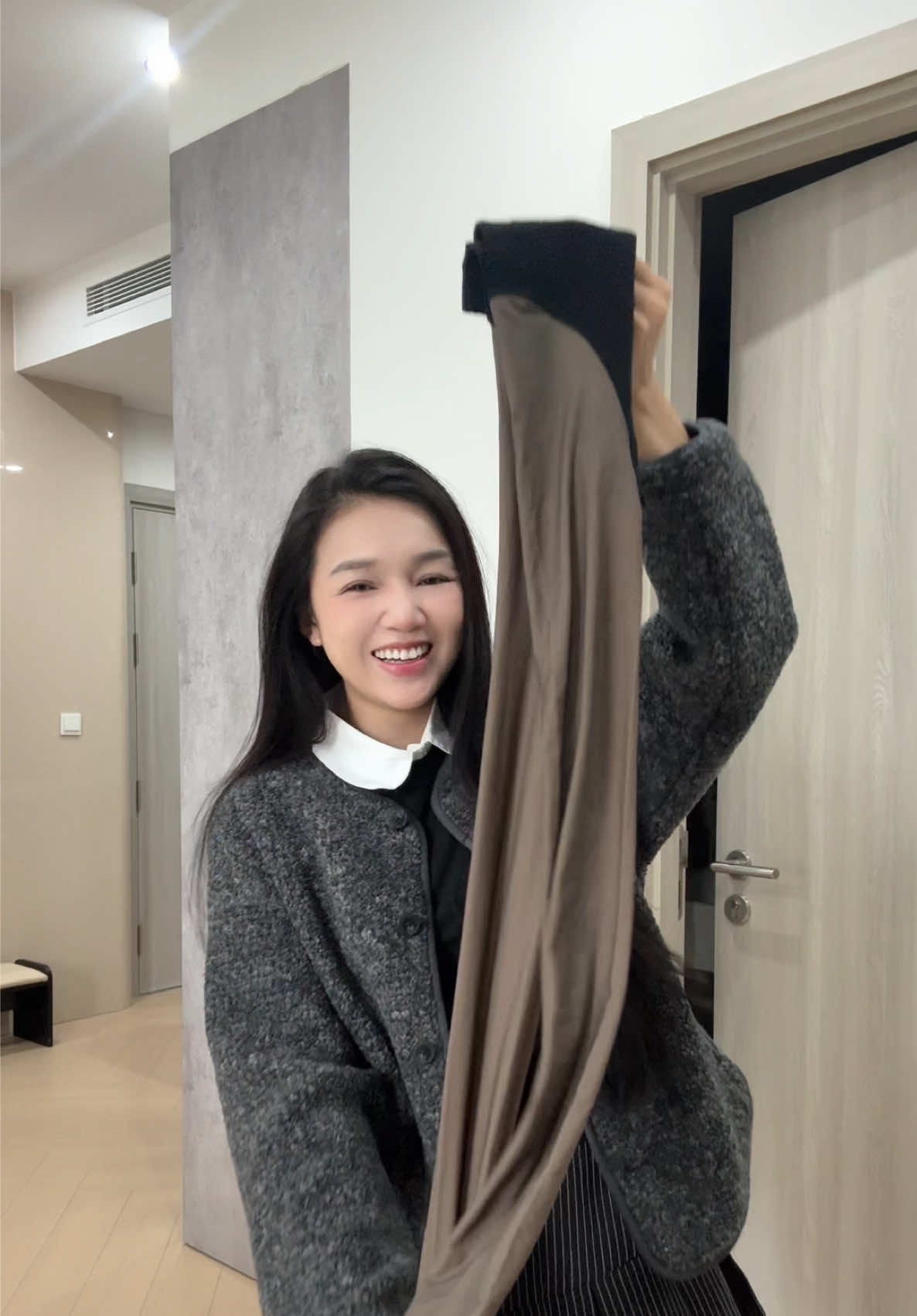 Tui Làm 3 cái đi Trung Quốc diện đồ đẹp chấp gió lạnh rồi các bà ơi #dollysecret , #quantatdolly