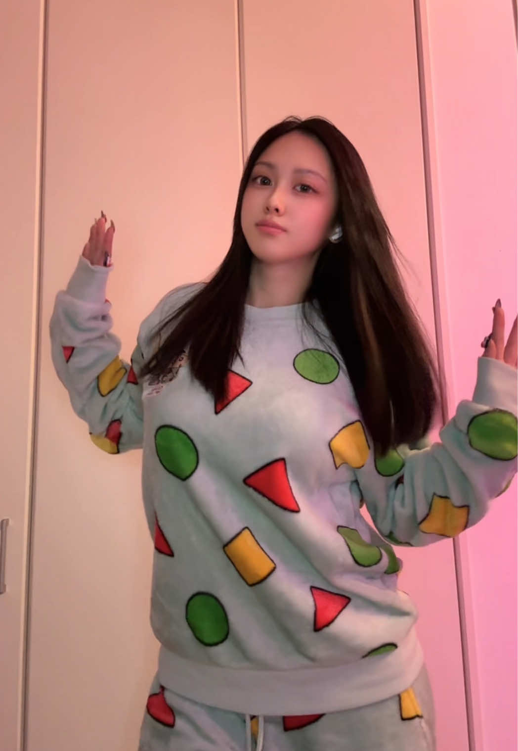 すっぴんだから顔が薄くみえるw