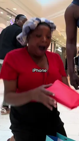 R5000 or Mystery Gift? 