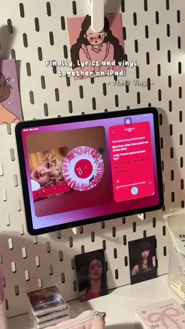 aesthetic music app ૮ ․ ․ ྀིა 🎀✨ Finally, lyrics and vinyl together on iPad!✨🌷💿 #spotify #musicplayer #ios26 #mdvinyl #fyp 