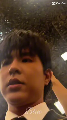 POV: Bạn xin chữ ký của idol lên ốp đt nhưng vô tình capture luôn chiếc nọng đáng iu của anh ấy 🫣  Em xin lỗi Hai @Nguyễn Steven, bù lại em xin cống hiến vài moment vừa xinh vừa hài của Hai ạ  😁🫰#stevennguyen#steamgames #hongkongfilmgala #Meitu 