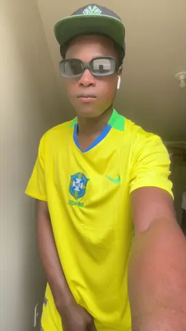 MAKING YOURSELF HAPPY IS THE BIGGEST COMEBACK.@Muft@@Man Hero 🦸🇬🇭 @Mufti 🔌blood🩸 @Change boi 🤫