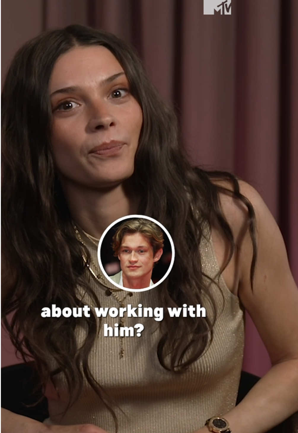 “He’s a good person for this romantic stuff” 🥹♥️ who else is LOVING the new season of #MaxtonHall already? 🩷 #damianhardung #harrietherbigmatten #rubybell #mtvmovies 