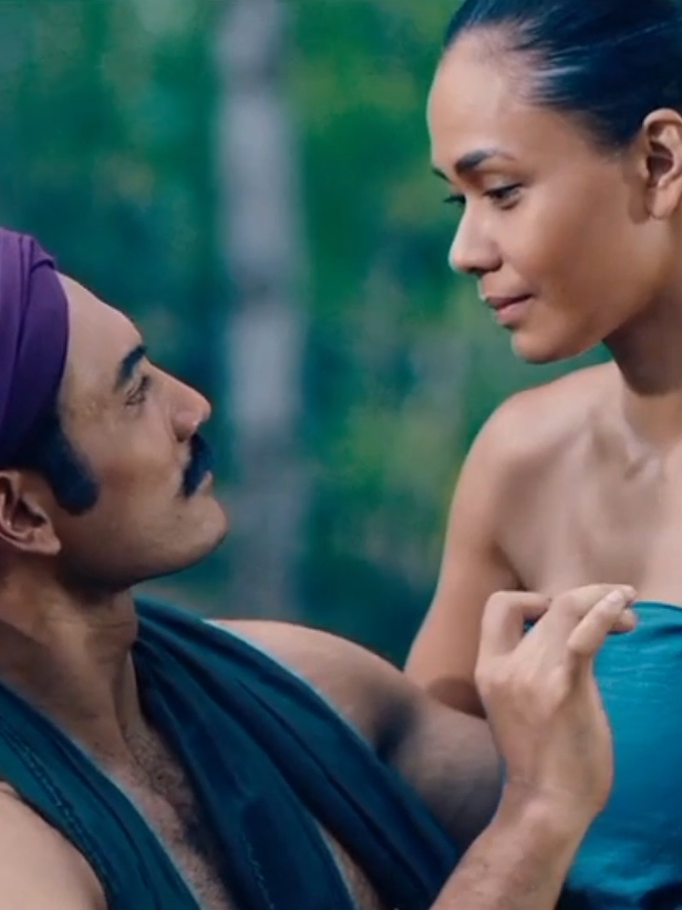 Teringat scene ini, kerasa banget sedihnya 🥺. Suka banget scene nari berdua, berharap ada film kerajaan lagi 🩷 🎬 Sultan Agung: Tahta, Perjuangan dan Cinta #sultanagung #movie #adiniawirasti #ariobayu 