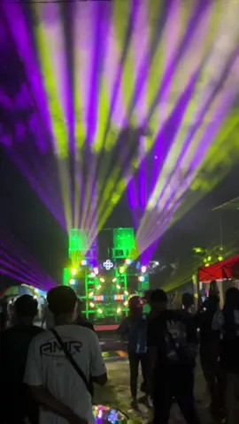 ara music feat rj lighting menyala🤩🔥 @ARA MUSIC @RJ Lighting @TEAM ARA MUSIC JOMBANG #aramusicjombang #karnavalgrogoldiwekjombang #fyp #karnavalsoundsystem #jombang24jam 