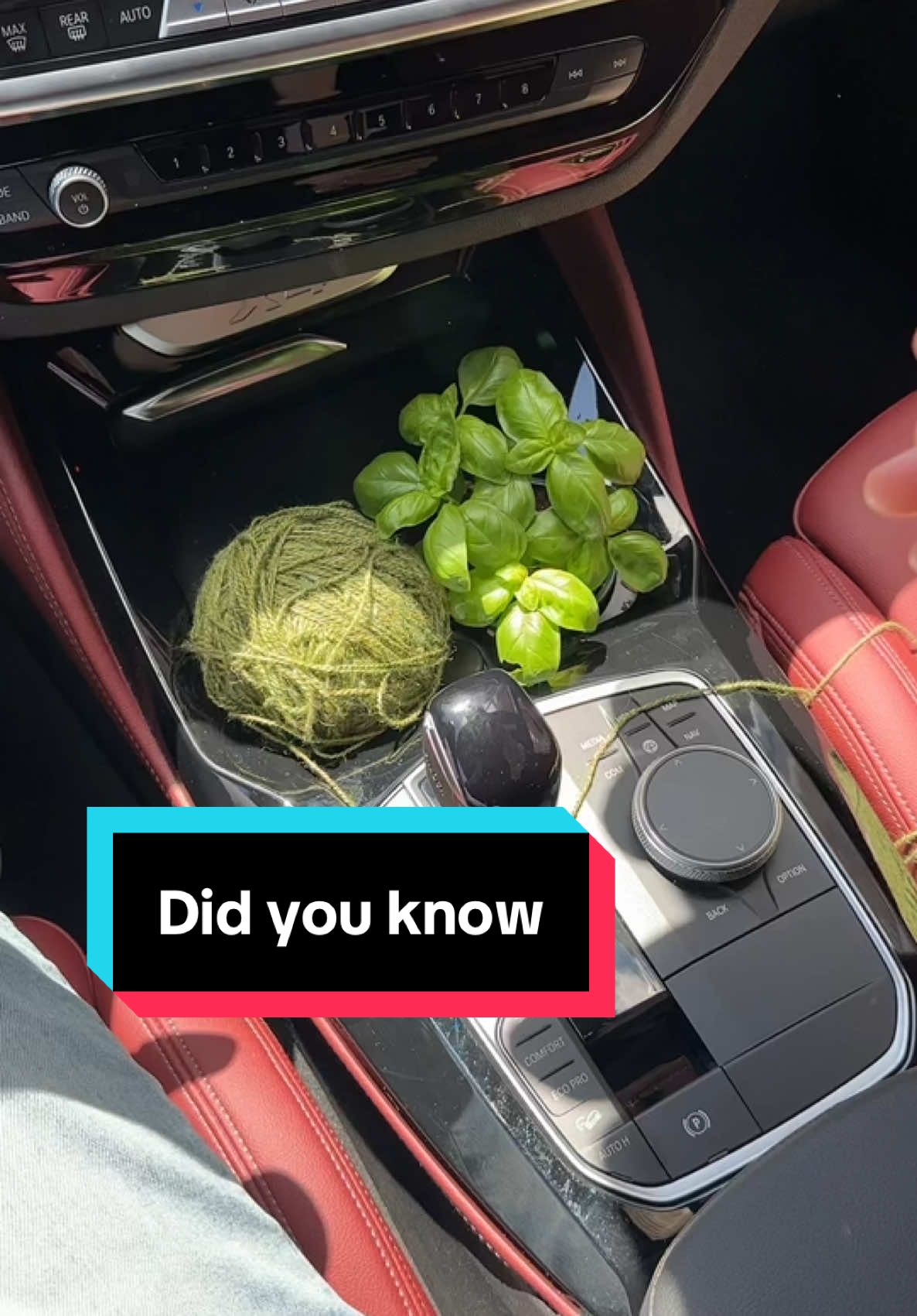 Follow for more helpful tips!  #yarnlove #knittersoftheworld #crochetersoftheworld 