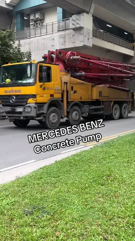 😍 #mercedes #mercedestrucks #concretepump #truck #trucktok 