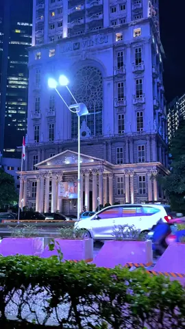 Semua Videonya original punyaku, boleh diambil buat support bahan content creator pemula, buat story atau nostalgia, saya izinin, engga usah follow gpp. View Jakarta Malam. #vibes #mediawb #jakarta #fyp #citylights 