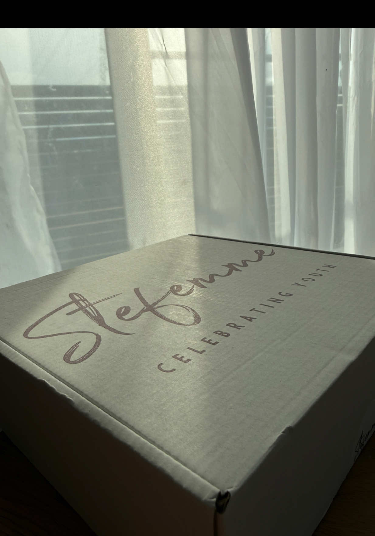 Cam aşa arată pentru mine un colet perfect!  @Stefemme.ro 🥹💞 #unboxingtiktok #produsinromania #cosmeticeromanesti #afacereameacreativa 