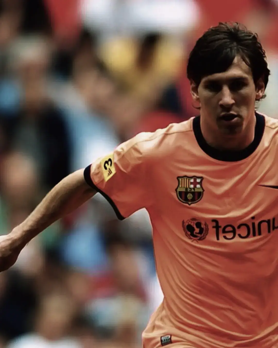 Lionel Messi and ABOUTRIKA during the Wembley Cup match between Barcelona and Al Ahly at Wembley Stadium on July 26, 2009 in London, England. #ahly #الاهلي 