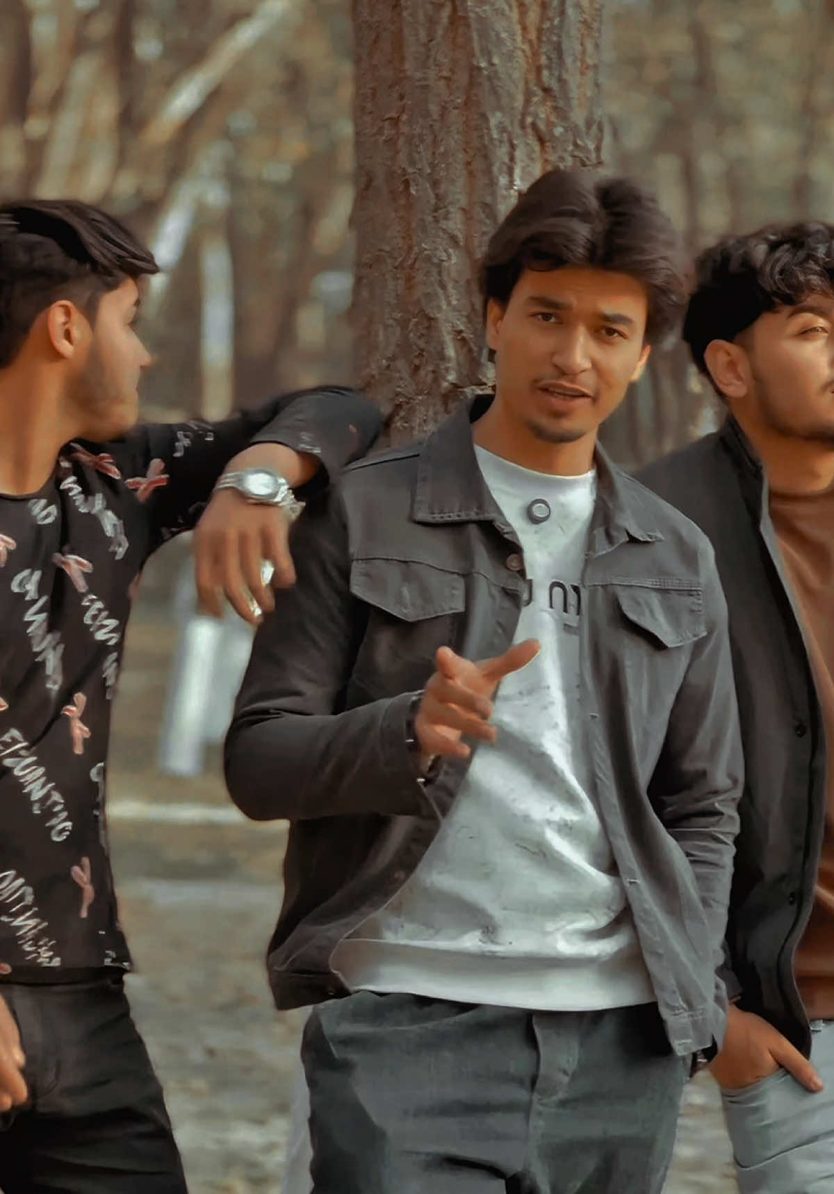 نفر سوم کار خراب میکنه 💁🏻😞😞😞 . #foryoupage❤️❤️ #fyp #احساسی #دکلمه #افغانی_تیک_تاک 