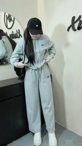 Bộ Nỉ Nữ Cổ Kéo Khóa Thêu Chữ #bodonu #setdonu #phoidodep #xuhuongtiktok 