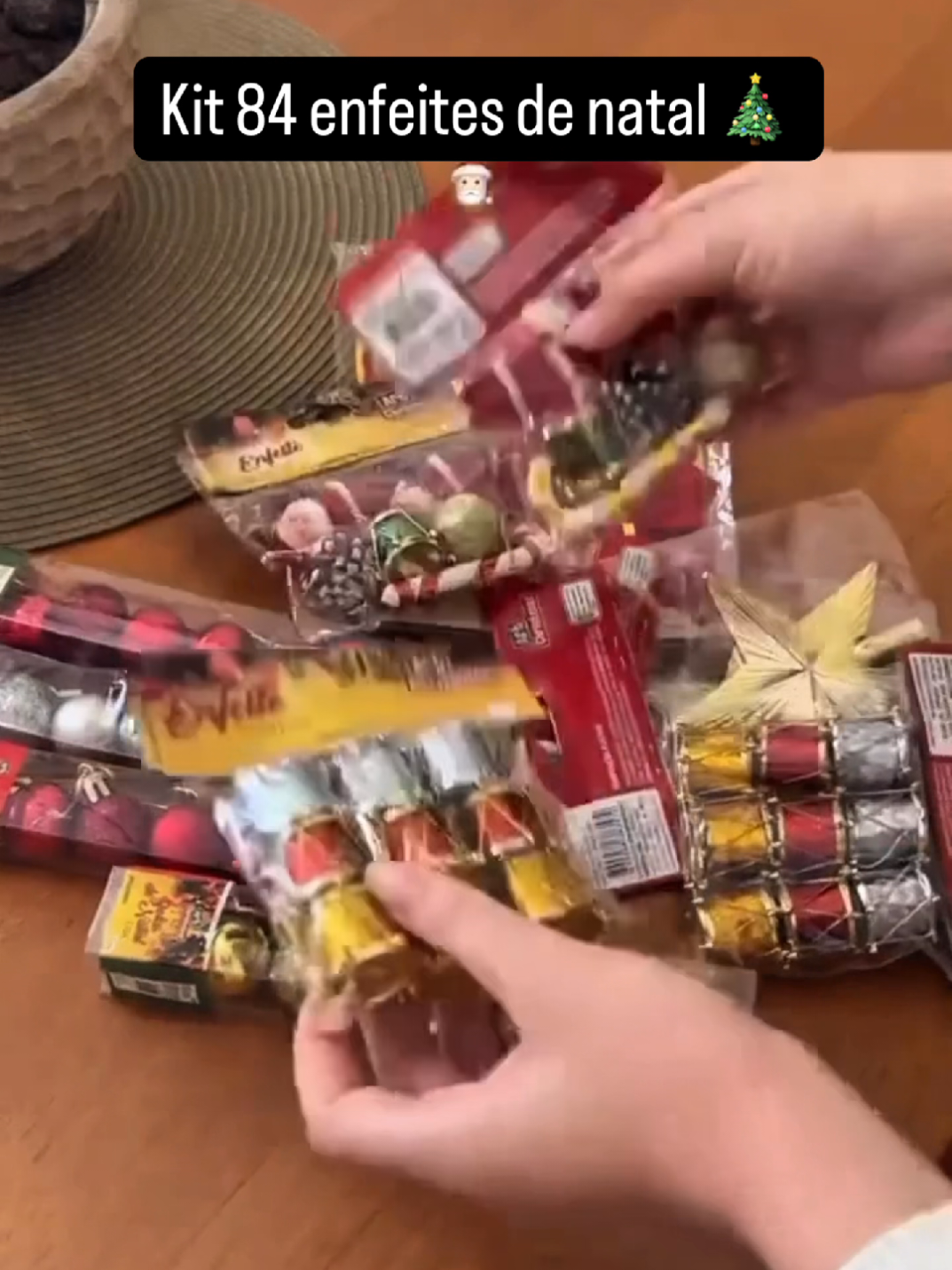 Kit 84/42 Enfeites Para Arvore De Natal Bolinha Tambor Papai Noel mini kit Pendentes Natalina #enfeitesnatalinos  #Shopee1111  #MegaPromoShopee 
