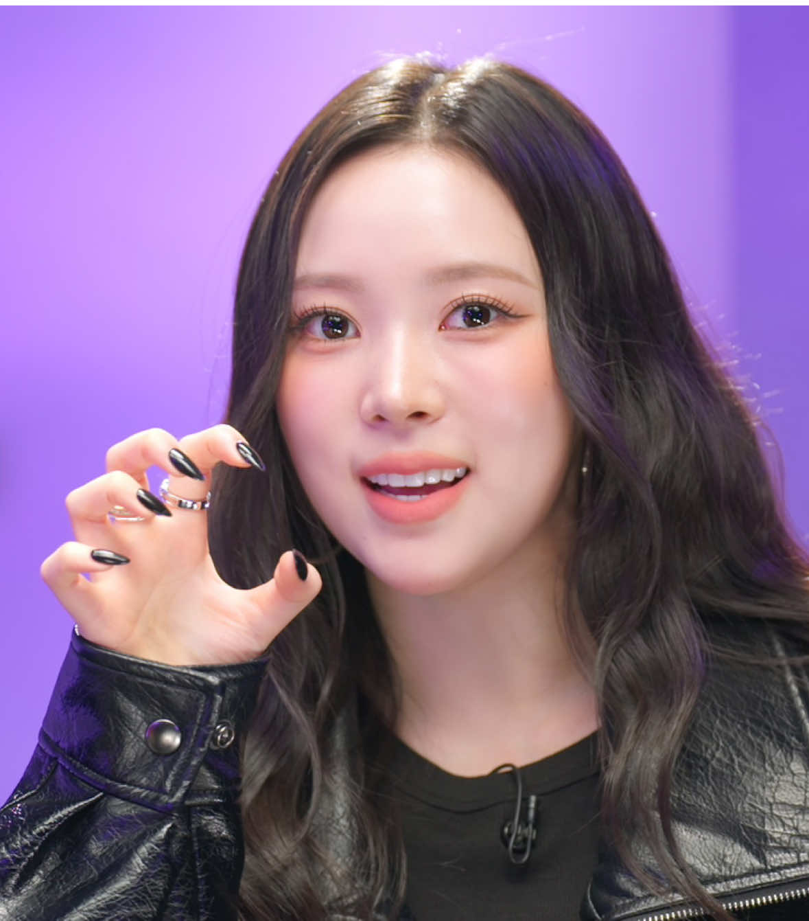 リムジンサービス EP.190 MEOVV NARINちゃん編が11/11 (火) 18時に公開です🙋🏻‍♀️ #나린 #NARIN #歌詞動画 #意訳あり #리무진서비스 