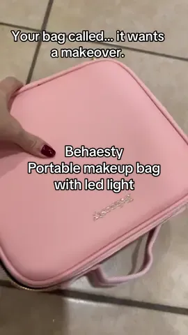 Stop guessing your lighting — get ready the way the world actually sees you. 3 lighting modes + portable storage — don’t wait till this sells out again. ✈️💄 #makeupbag #portablemakeup #makeupmirror #BuenFinEnTikTokShop #BlackFridayEnTikTokShop @BehaestyUS 
