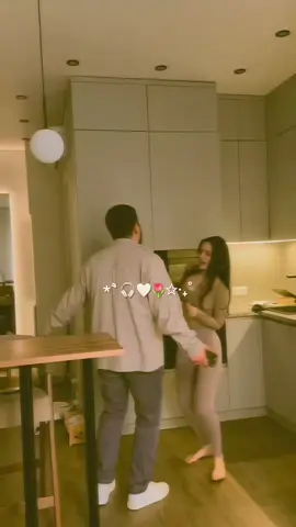 #كومي_دخيللج_كومي_حبج_حارمني_نومي😜😂💃💃💃👏👏🤭🤭 #مجرد_ذووقツ🖤🎼 #fypシ゚viral🖤tiktok☆♡myvideo #حركة_إكسبلورررررررر🔥 #تصميم_فيديوهات🎶🎤🎬تصميمي🔥 