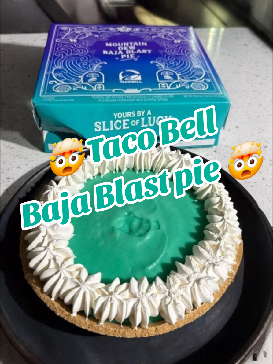 @tacobell y'all got this one absolutely correct.This new baja blast pie is so delicious. #tacobell #bajablast 