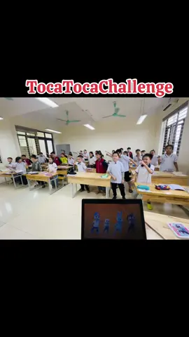 Classroom turns into a dance floor — Toca Toca vibes! 🎶✨ #TocaToca #DanceInClass #DanceChallenge #ESLDance #FunClass     