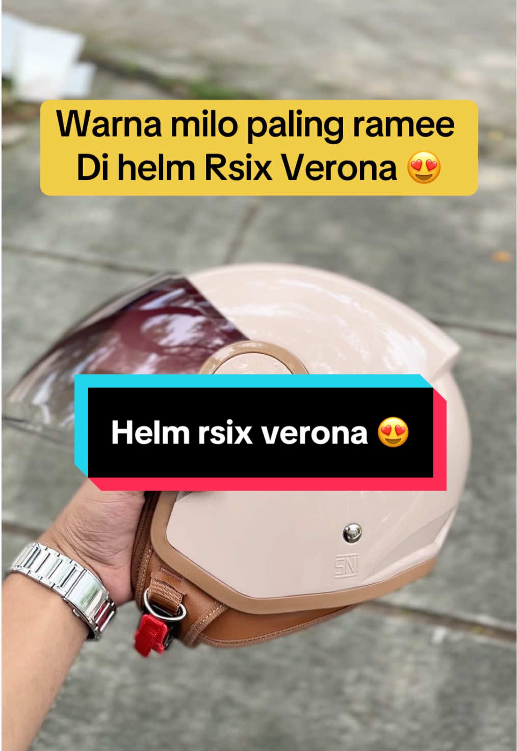 Rekomendasi banget buat cewe cowo uda SNI lagi 😊#helm #helmhijab #helmrsix #helmetloverindonesia #helmsni 