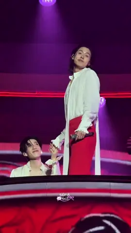 Không phải lúc nào Billkin cũng được bé iu nhà ẻm quỳ gối cầu hôn và hôn tay đâu nhá 😼 #bkpp #ppkritt #billkin 