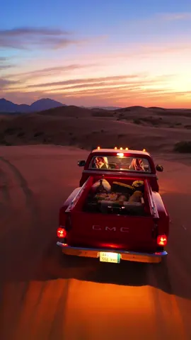 طلعتنا لنفود على الجمس مع اجواء الشتويه 🌥️❤️ . #جمس_حوض #نفود #غروب_الشمس #جمس_قديم #جمس 