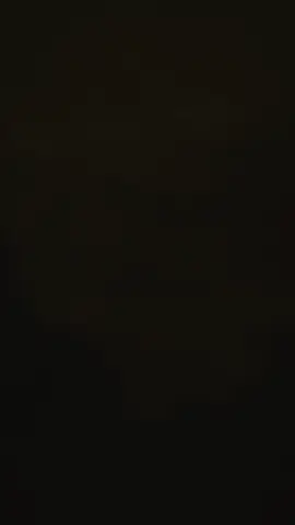 - Bao nhiêu km thì mới gọi là xa nhau?  - Là khi trong lòng không có nhau thôi.