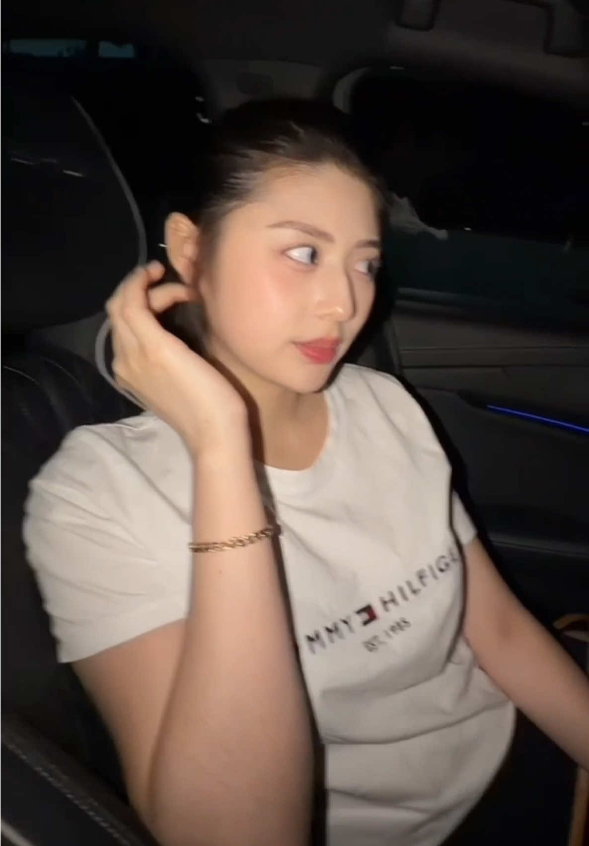 ga lagi bahas cewe lain king 🙏 