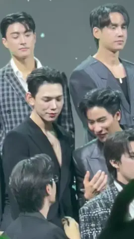 เขาถ่ายรูปดูพี่เตพี่เติ้ลเมาส์ฉ่ำๆ 🤣🤣🤣 #เตตะวัน #tle_mtm #iqiyiijoyth2026xdmd #iqiyiijoyth2026 #เติ้ลเฟิร์สวัน 