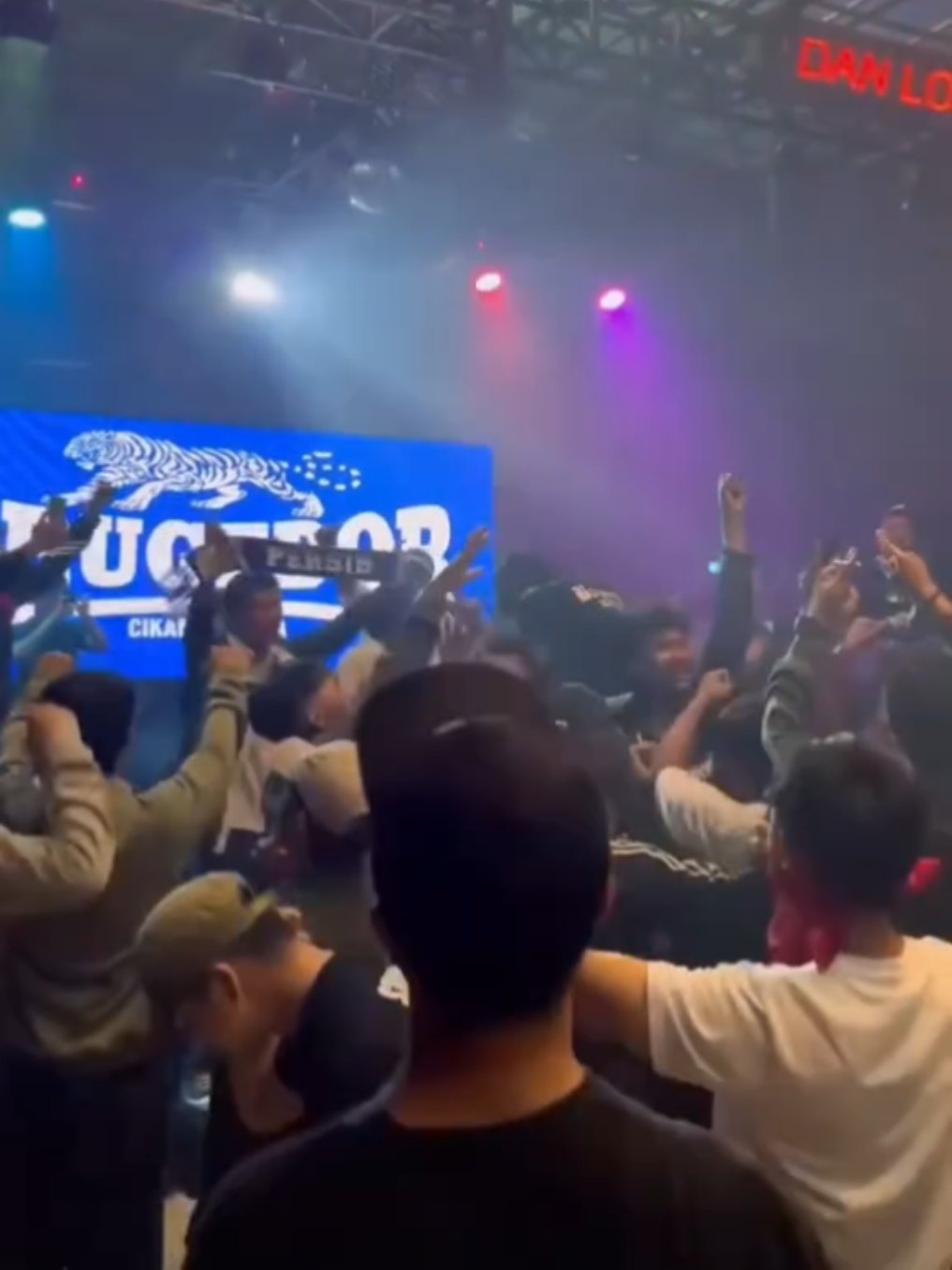 Geboyken#casualstyle #bekasi #bobotoh #jurugedorcikarangraya #1933stillalive 