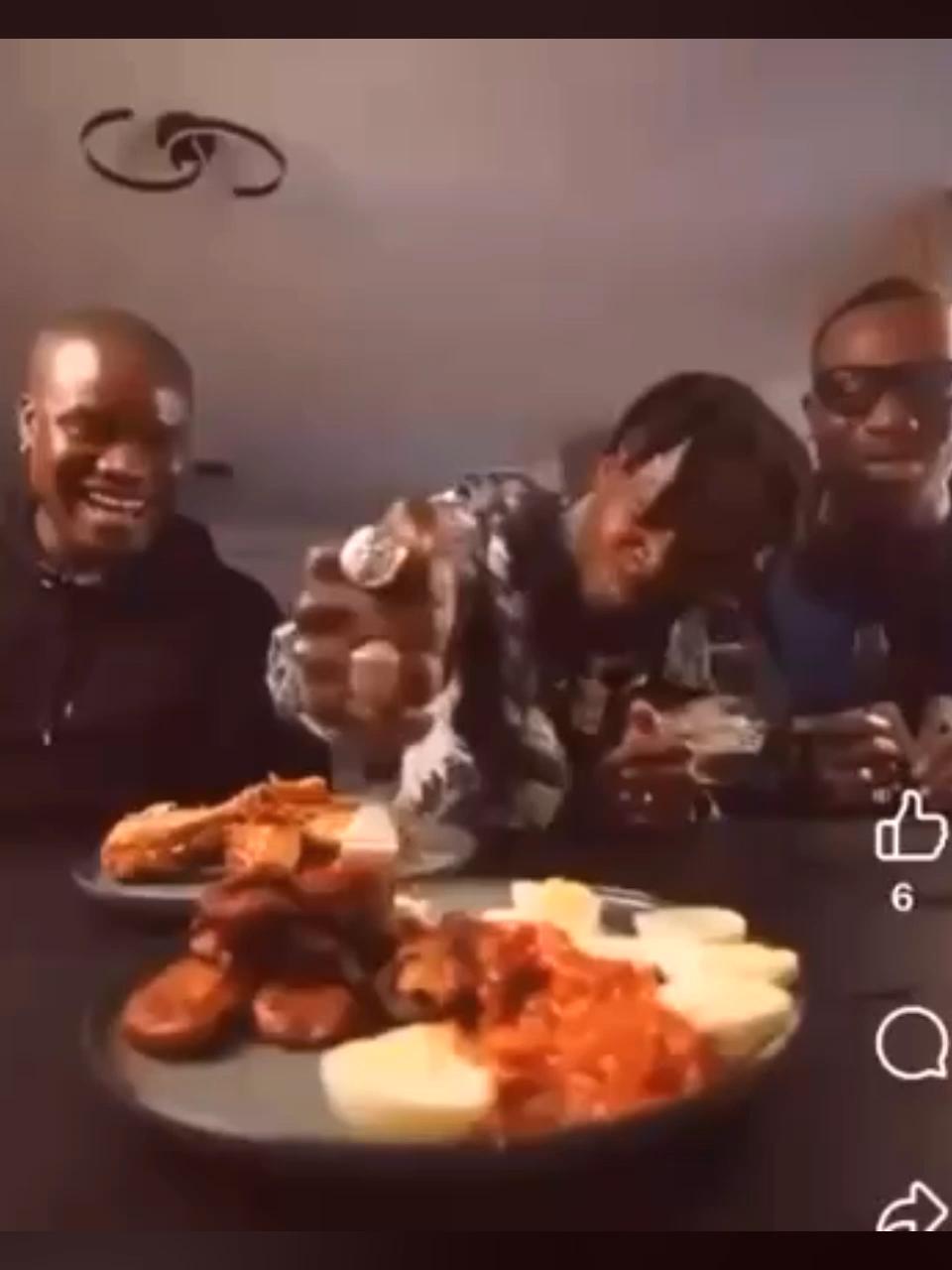 VU SUR LE NET, QUI FAIT LES CHOSES COMME ÇA