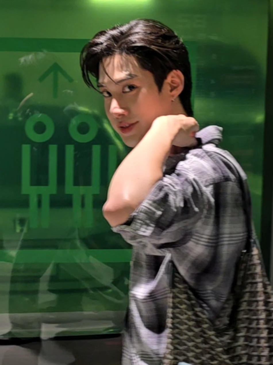 รูปหล่อคนนี้เป็นใครเนี่ย🥹🔥🪄#tlefirstone #tle_mtm #iQIYIiJOYTH2026 @what.if.hub #เติ้ลเฟิร์สวัน #เติ้ลมติมันท์ 