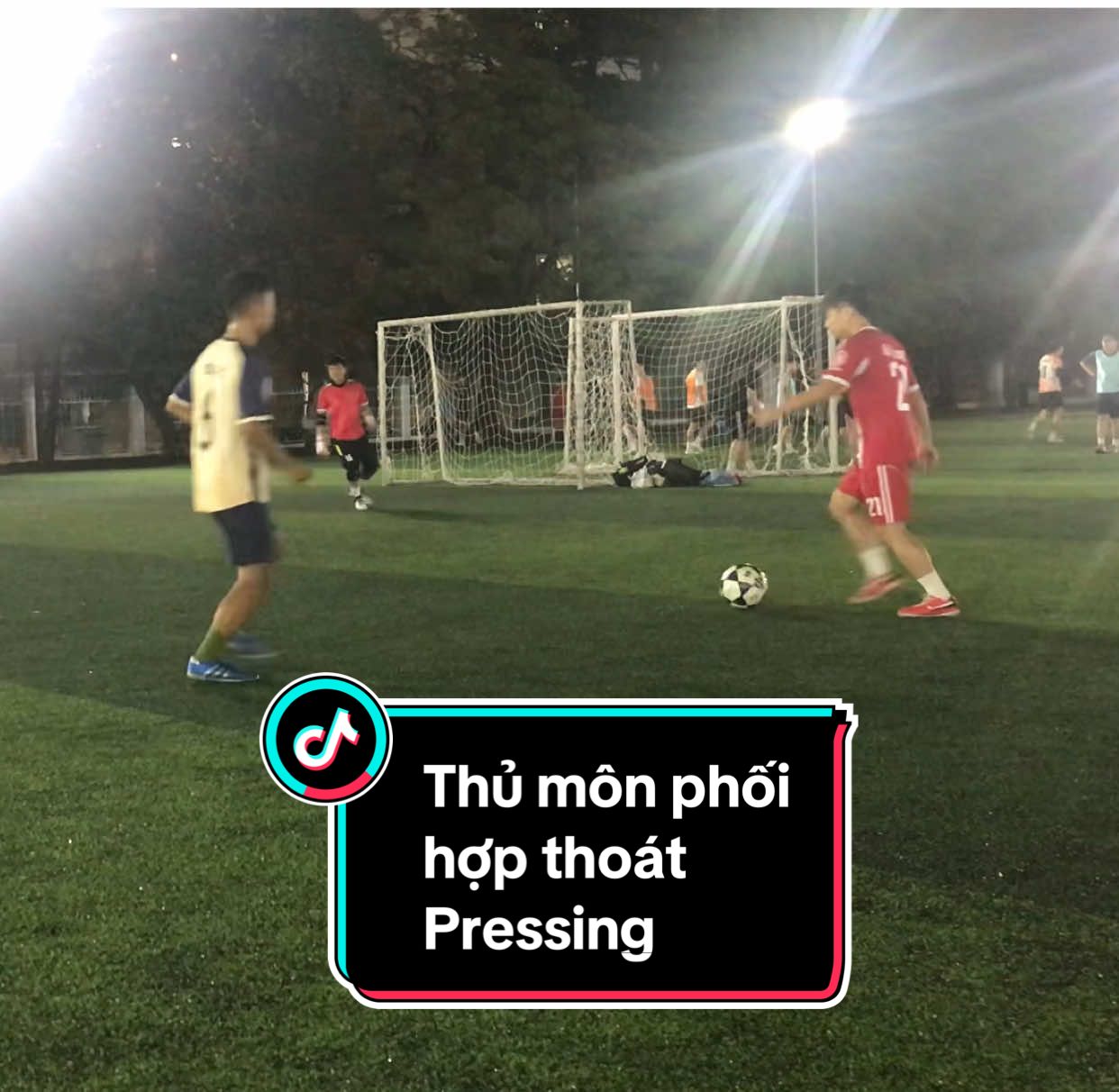 Thủ môn phối hợp thoát Pressing. #tuan.anh.peter #thunonxuatsac #Thumon #bongdasan7 #thumoncuuthua #bongdaphui #xuhuong #viraltiktok #trending #bongda #bongda24h 