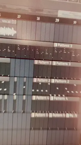 DJ giio Collab with Dj triixster. the 2 legend blomi ehhh karr . over tsol gen nauuu yahhh