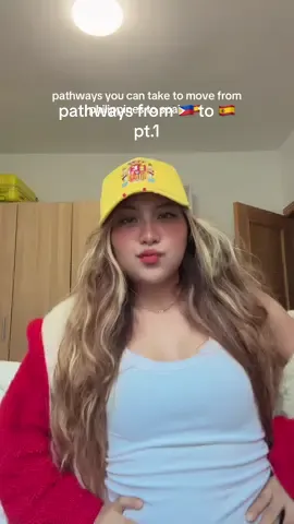 ever wonder what pathways you can take to move to spain? here’s my top 4! 🤪 #visa #spain #fyp #alejandraspain