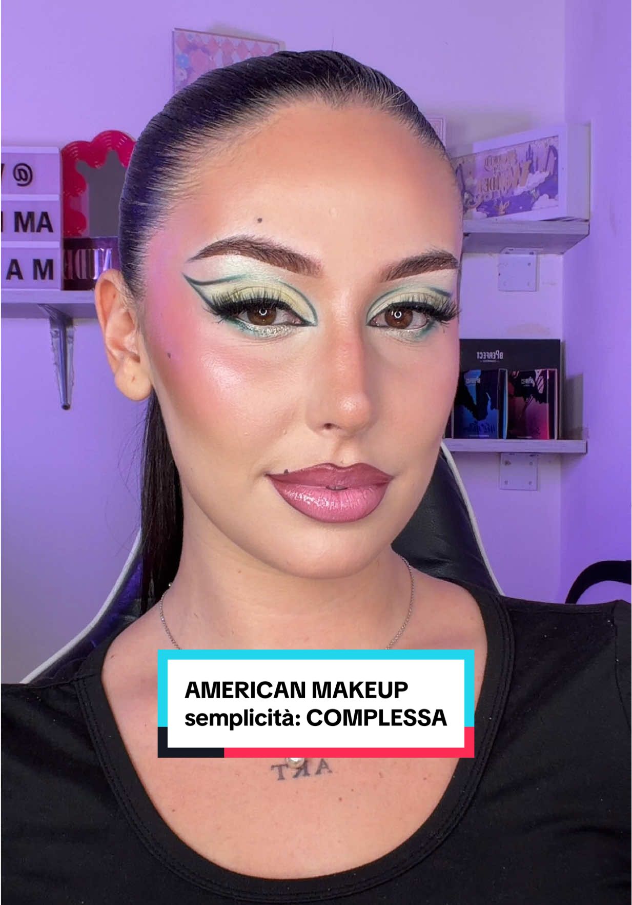 oggi AMERICAN MAKE-UP insiemeee 💚 semplicità: COMPLESSA !!!!!  #americanmakeup #vamacademy #makeuptutorials 