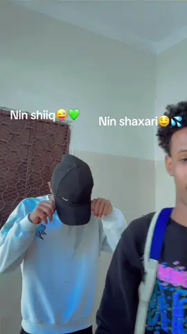 Mid Dil midna Doro#foryoupage #schooley📙📚🖋️ @ᖴᒪᗩՏᕼ🇱🇷🦁 