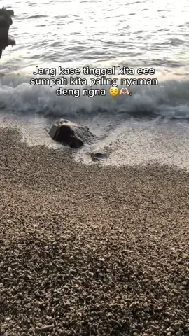 #malukupride🏝🔥fypシviral#tidoremalukuutara❤️  #tidorebobomalukuutara📍 #pantaikarangputihbobo🌻#masukberanda,foryoupange