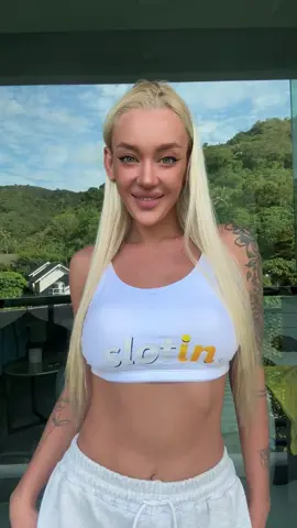 #dance #keşfetteyizzz #keşfet #girlpower #girlssupportgirls #tiktokdance #müzik #dancer #croptop #viraltiktok #trending #keşfetteyizz #keşfettt #eğlence #dansvideosu #dansaşkı #koreografi #bmw #cargirl #viral