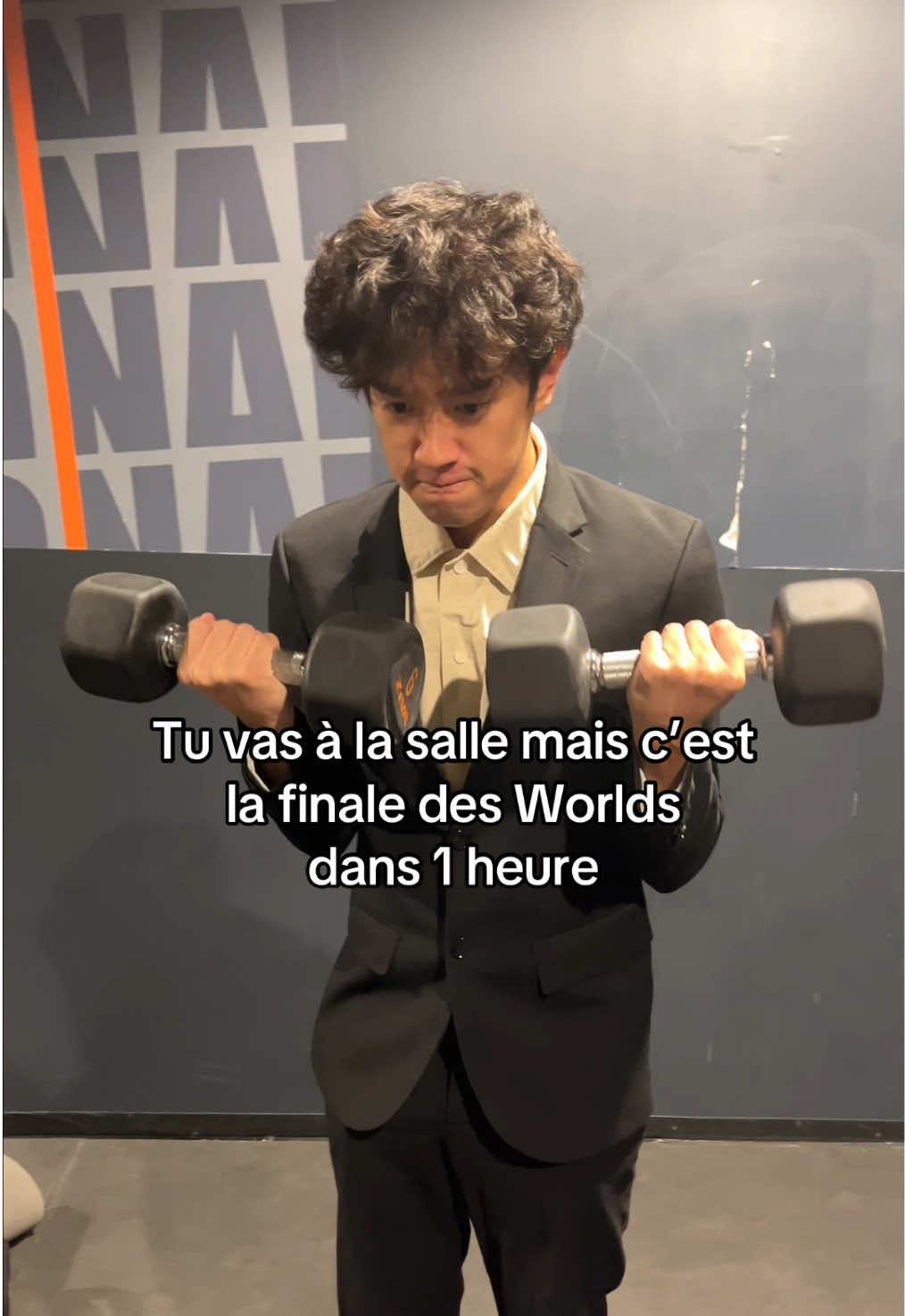 Vous êtes pour qui ? 🏆 #leagueoflegends #leagueoflegendsriotgames #riotgames #worlds2025 #t1 