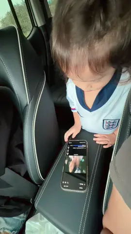 พี่ๆเด็กแอบเอาโทรศัพท์อานตี้ไปเล่นครับ #เจย์เดน 