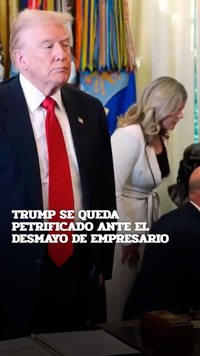 Donald Trump reaccionó de una manera muy particular al desmayo del CEO de la empresa farmacéutica Novo Nordisk, Gordon Findlay. Donald se quedó petrificado mientras miembros de su gabinete auxiliaban al hombre. #donaldtrump #maga #estadosunidos 