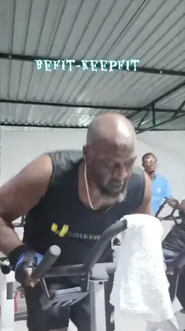 Amazing spin moves…  #gospel #sebene #gospelchallenge #fyppppppppppppppppppppppp #workoutmotivation @SPINNING DNA @Dorothy Mbuli @SEED@FIT8 @Vladic Health & Fitness 