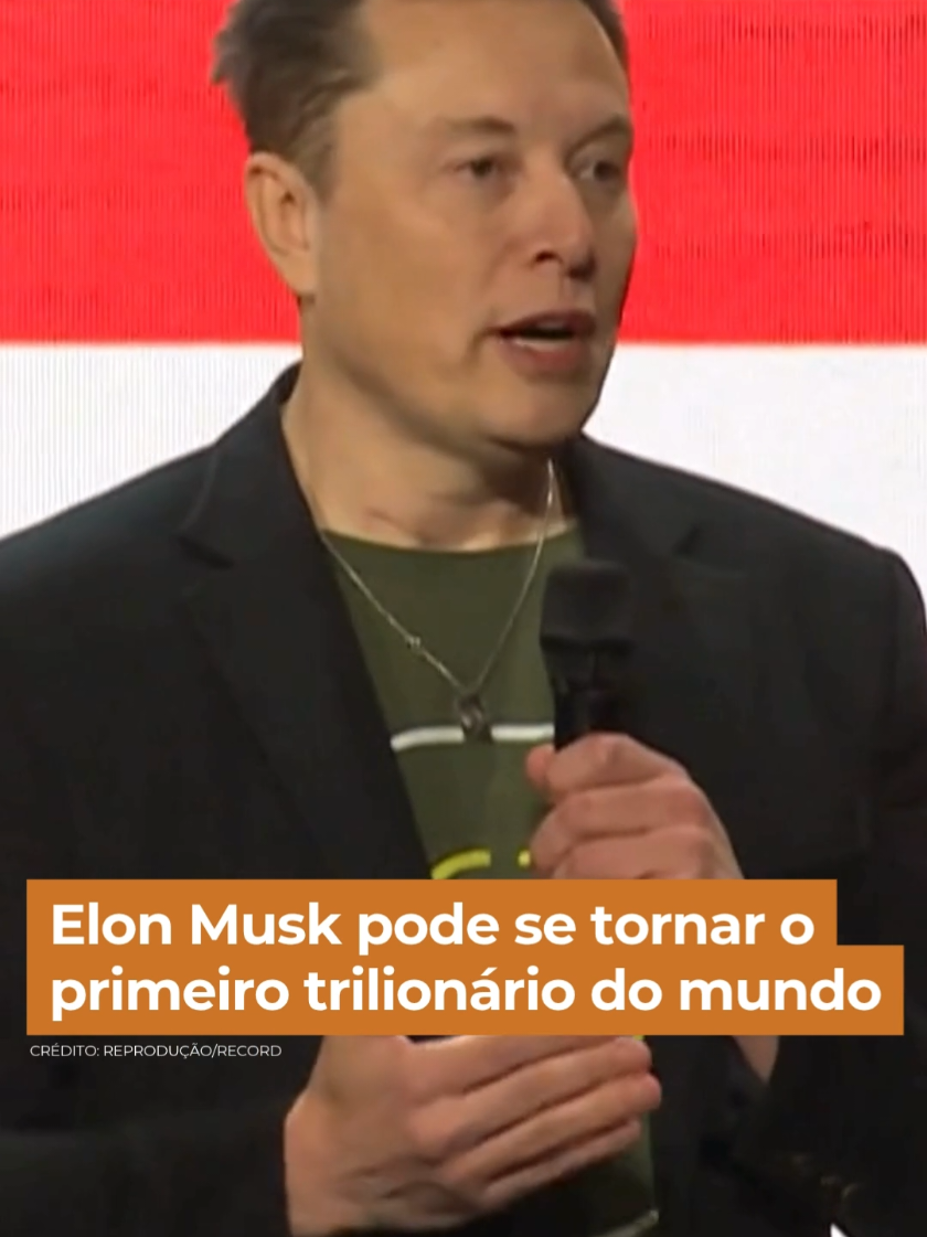 Os acionistas da Tesla aprovaram um pacote de remuneração bilionário que pode tornar Elon Musk o primeiro trilionário do mundo. O plano, que se estende pelos próximos dez anos, estabelece metas rigorosas de desempenho que o empresário precisará cumprir para alcançar o valor total previsto. Atualmente o homem mais rico do planeta, Musk poderá ver sua fortuna ultrapassar cinco trilhões de reais caso todos os objetivos financeiros e operacionais da Tesla sejam atingidos. 👉 Assista à reportagem completa do #FalaBrasil em R7.com/falabrasil
